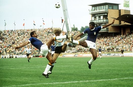 Da Maradona a Messi, da Pelé a Neymar: l’eterna rivalità tra Albiceleste e Seleção- immagine 2