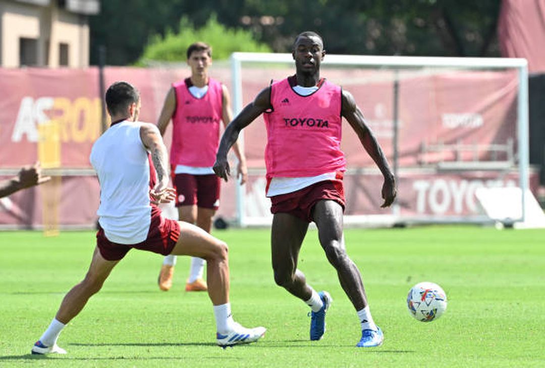 L’allenamento della Roma in vista della gara contro il Cagliari – FOTO GALLERY - immagine 10