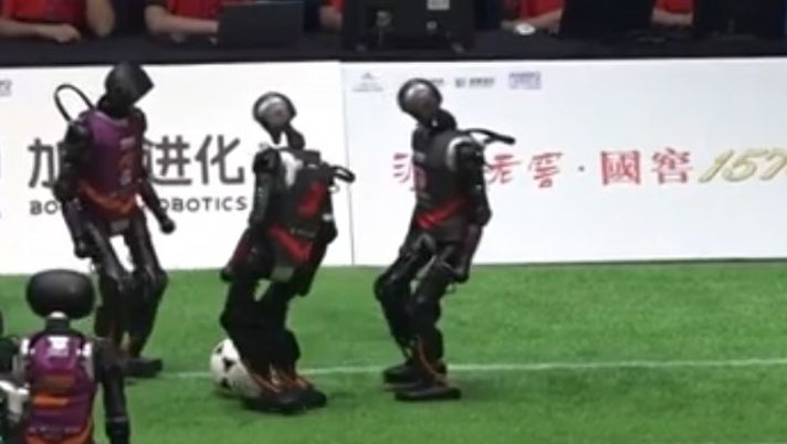 calcio robot
