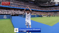 VIDEO SKY / Real Madrid, l’arrivo di Mbappé al Santiago Bernabeu