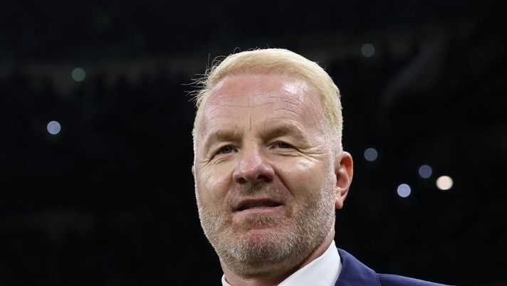 Igli Tare (direttore sportivo del Milan), responsabile del calciomercato rossonero | (Getty Images) Calciomercato, a centrocampo spunta un'occasione: Milan pronto all'investimento? Ecco per chi