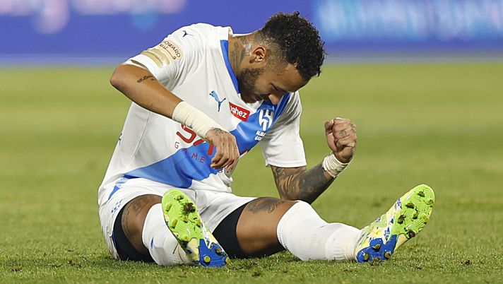 Neymar, l’asso brasiliano è finalmente tornato in campo: mancava da 370 giorni! - immagine 1