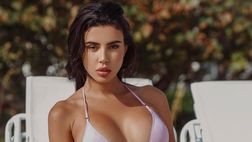 Michelle Sander fa impazzire i social: il bikini è davvero da capogiro