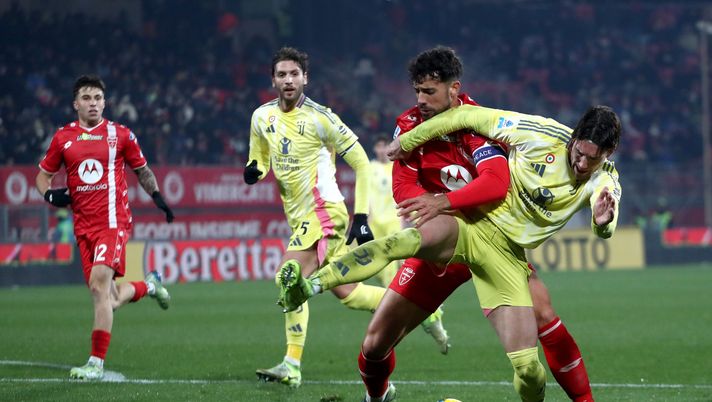 Monza-Juventus, Gonzalez regala i 3 punti a Thiago Motta: Nesta sempre più ultimo - immagine 1