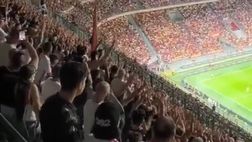 “De Laurentiis vattene, qui non è Napoli!”: cori dei tifosi del Bari contro il patron