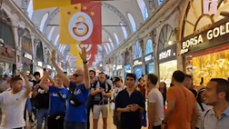 VIDEO Manchester City-Inter, tifosi nerazzurri scatenati al Grande Bazar di Istanbul