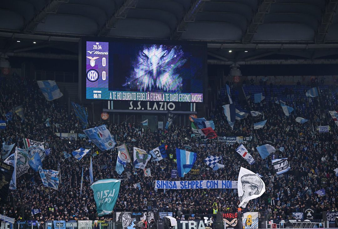 I tifosi della Lazio ricordano Mihajlovic