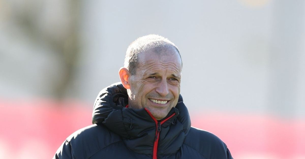 Pellegatti sul mercato: “Non voglio pensare che non aiutino Allegri”. L’esempio Aubameyang Pellegatti sul mercato: “Non voglio pensare che non aiutino Allegri”. L’esempio Aubameyang