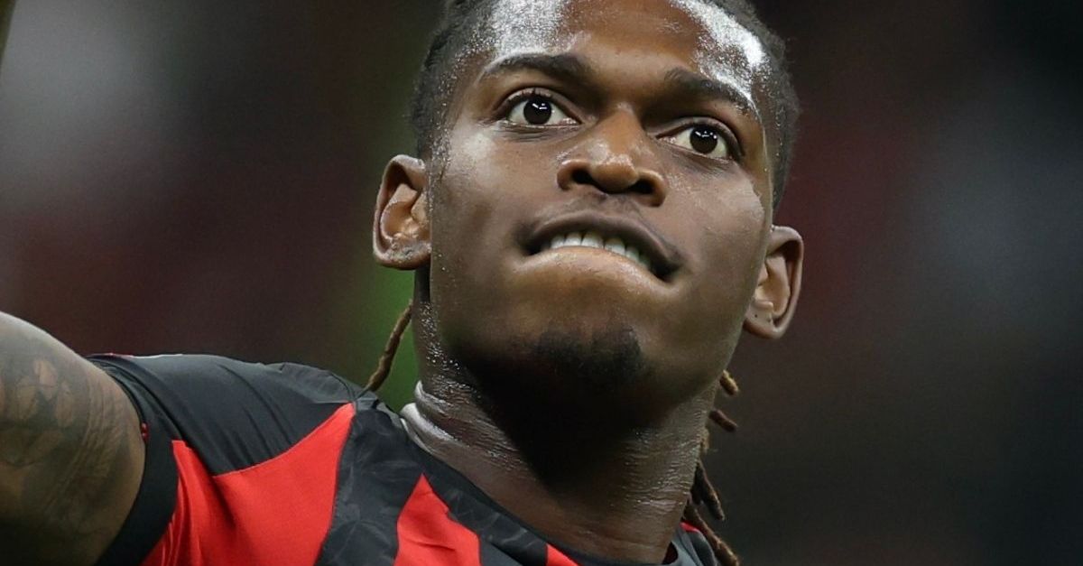 milan allegri cambia la storia di leao l8217idea del tecnico su rafa