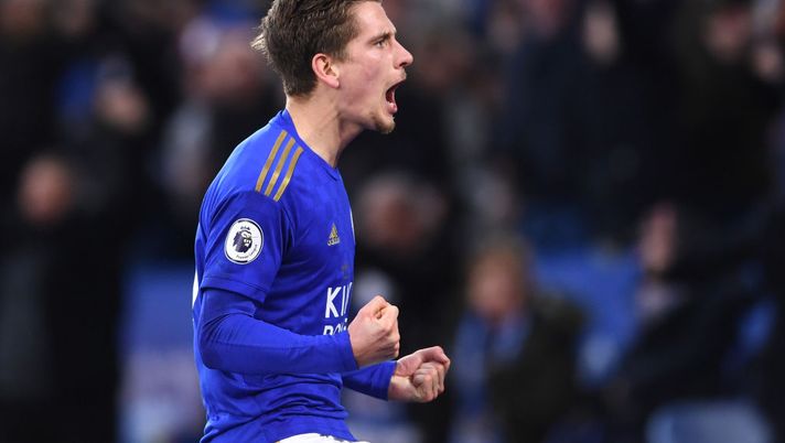 LEICESTER, ENGLAND - JANUARY 11: Dennis Praet of Leicester City celebrates after scoring his team's first goal during the Premier League match between Leicester City and Southampton FC at The King Power Stadium on January 11, 2020 in Leicester, United Kingdom. (Photo by Laurence Griffiths/Getty Images) Calciomercato Torino: Praet in definizione, sì Leicester al prestito con riscatto - immagine 1