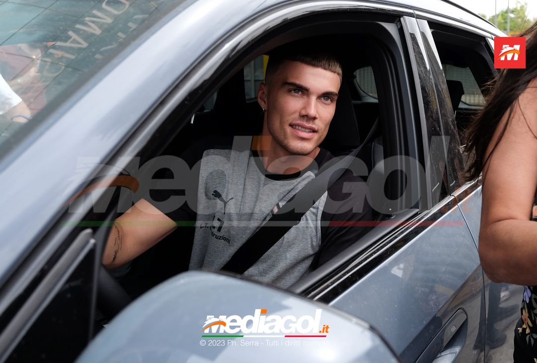 FOTO Reggiana-Palermo, il Palermo in partenza dal ‘Renzo Barbera’ (GALLERY) - immagine 40