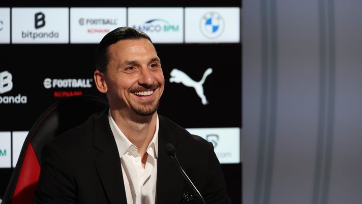 CAIRATE, ITALY - FEBRUARY 06: AC Milan Senior Advisor to Ownership Zlatan Ibrahimovic attends AC Milan new signings Warren Bondo and Riccardo Sottil press conference at Milanello on February 06, 2025 in Cairate, Italy. (Photo by Sara Cavallini/AC Milan via Getty Images)  milan-tv-feyenoord-ibrahimovic-in-conferenza-stampa-champions-league-news-dichiarazioni