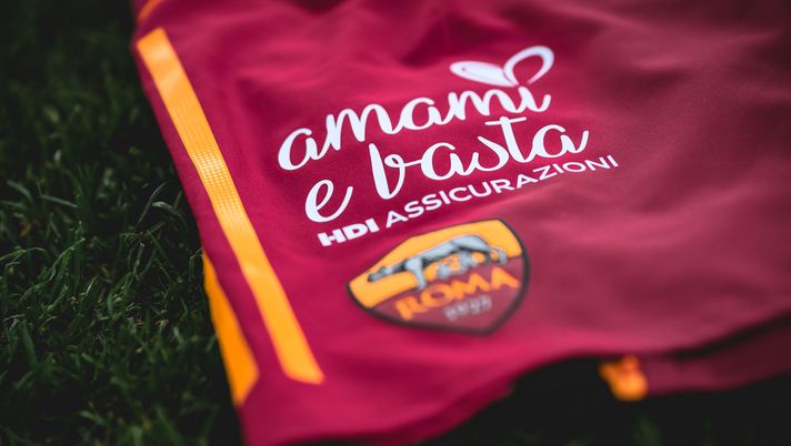 La Roma celebra la Giornata contro la violenza sulle donne: l’iniziativa del club La Roma celebra la Giornata contro la violenza sulle donne: l’iniziativa del club - immagine 1