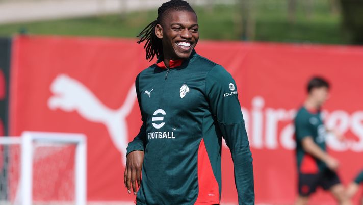 Leao ritorna a Milano: dopo otto giorni in Portogallo il numero 10 ci prova per Napoli - immagine 1