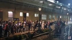 VIDEO / Venezia in Serie A, tuffo del capitano Modolo per festeggiare