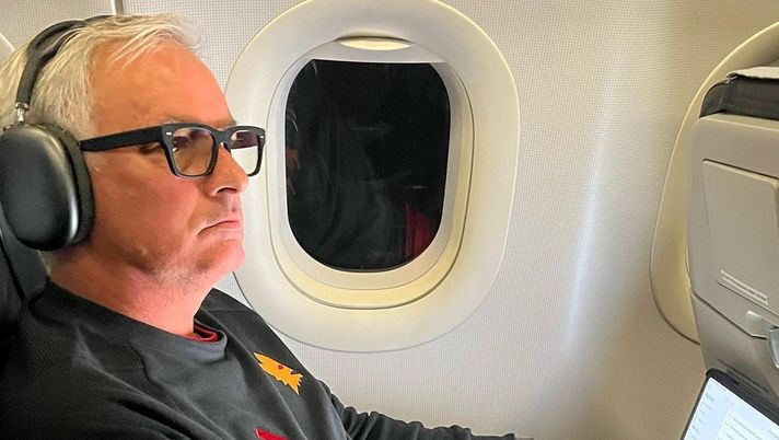 Mourinho punge la Uefa: “Atterro a Praga per la mia ultima partita in tribuna” - immagine 1