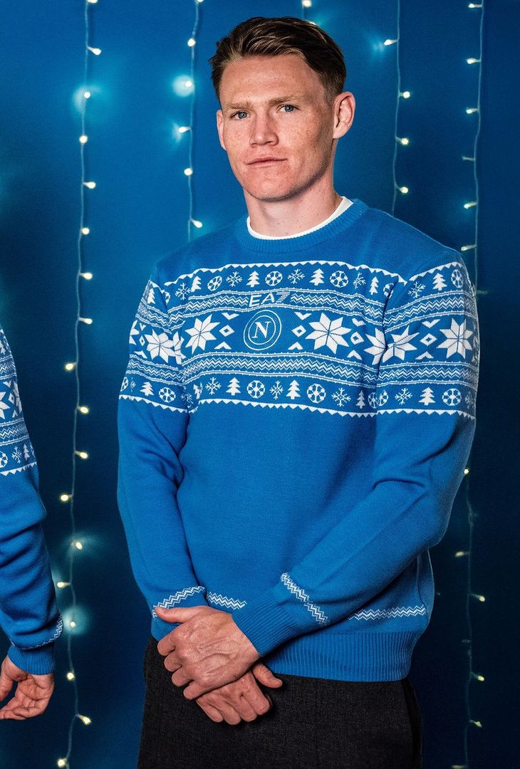 GALLERY Il Napoli è già in clima di festa: da oggi in vendita il maglione di Natale - immagine 4