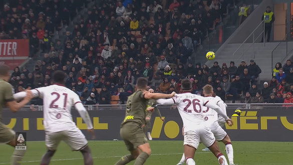 immagine 4 Milan-Torino 1-0, l’analisi del gol: Giroud, mestiere e centimetri beffano Djidji- immagine 5