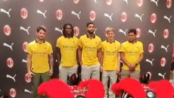 Terza maglia Milan 2025-26: la presentazione a Singapore | VIDEO