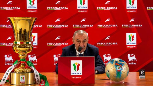 Sarri: “Crederci alla follia. Formazione? Ho 9 dubbi dopo la partita del cazzo di sabato”- immagine 3