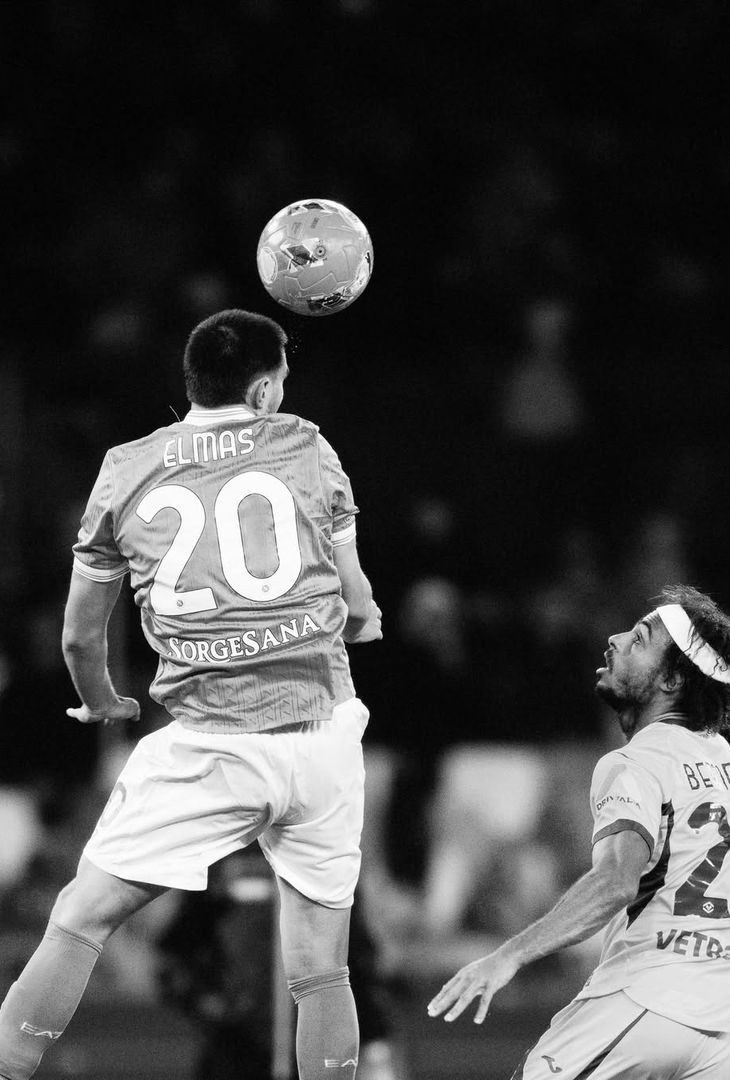 La poca ferocia del primo tempo e la cosiddetta 'cazzimma' mostra nella ripresa: due facce della stessa medaglia che compongono il riassunto 'in bianco e nero' di Napoli-Hellas Verona realizzato dall'admin dell'account Instagram della compagine partenopea.