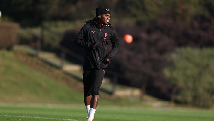 milanello-leao-in-gruppo-gabbia-piu-no-che-si-per-cagliari