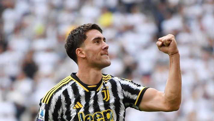 Calciomercato Milan, dalla Francia: 'Fiducia per Vlahovic. Si può accelerare'