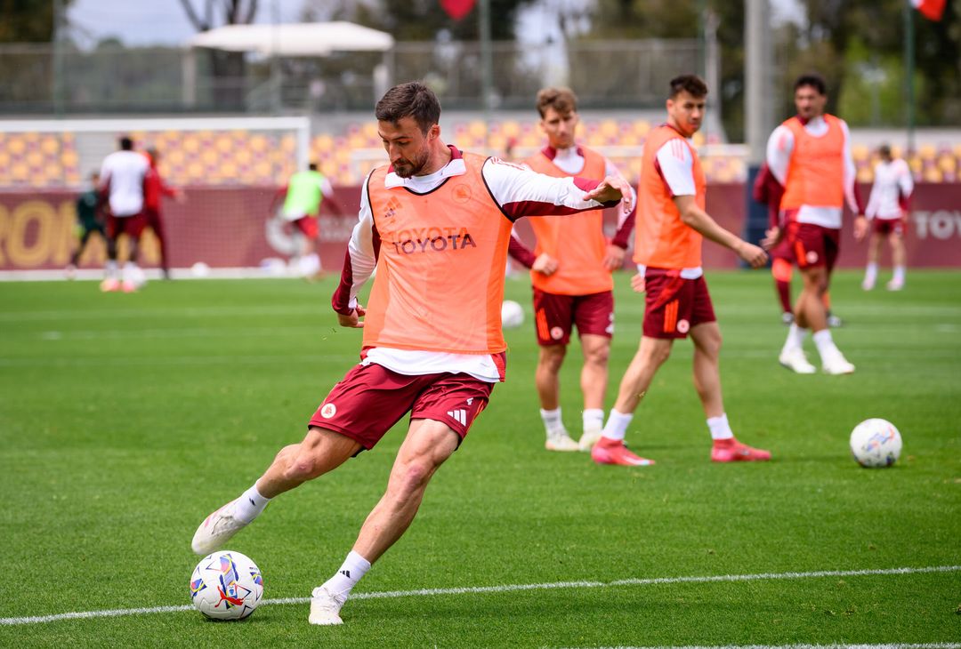 Trigoria, l’allenamento a tre giorni da Inter-Roma – FOTO GALLERY - immagine 62