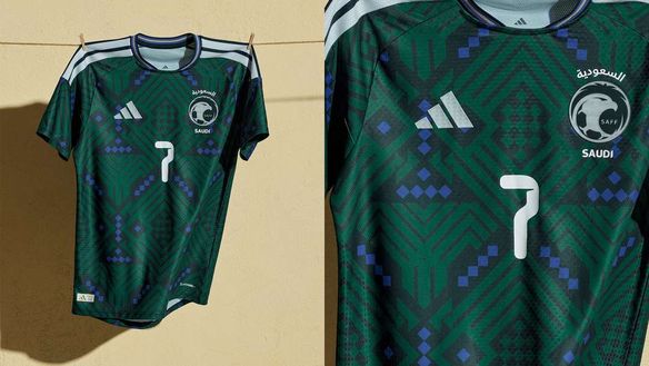 La nuova maglia dell'Arabia Saudita (Credits: adidas.com) Mondiale 2026, Adidas presenta le maglie tra innovazione e tradizione- immagine 2