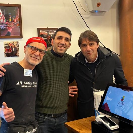 Conte festeggia la Panchina d’Oro in grande stile! Dove ha mangiato il tecnico – FOTO- immagine 2