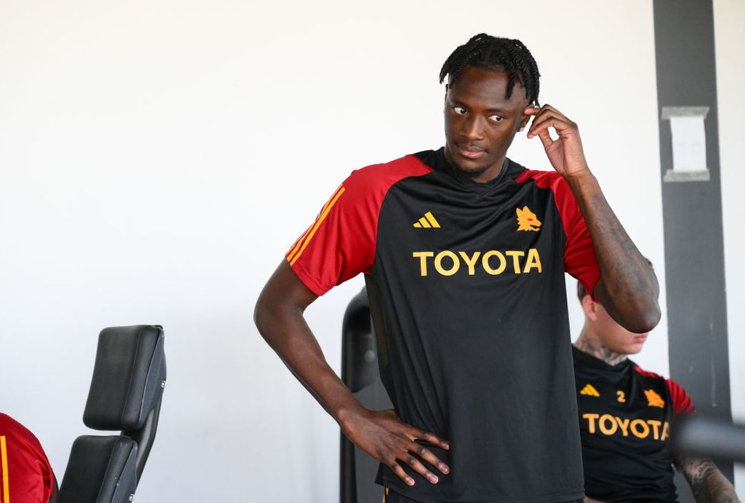 Roma, allenamento tra palestra e campo a Monzello: Dybala c’è – FOTO GALLERY - immagine 16