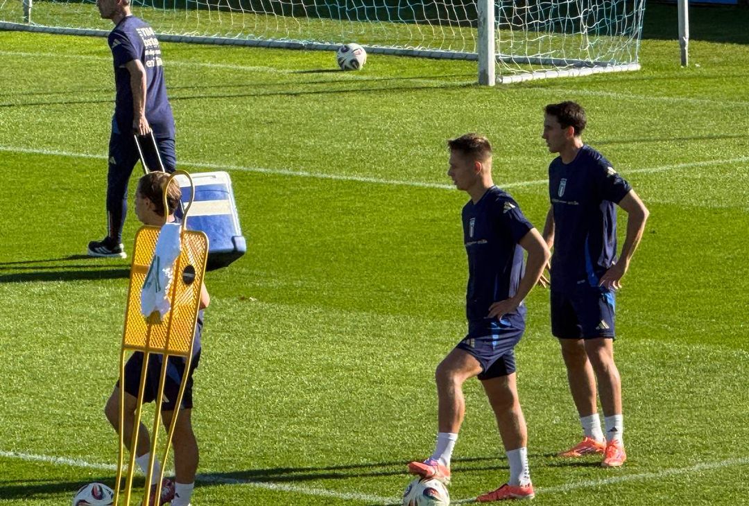 FOTO VN – Kean, Piccoli e Nicolussi a tinte azzurre: l’allenamento a Coverciano - immagine 2