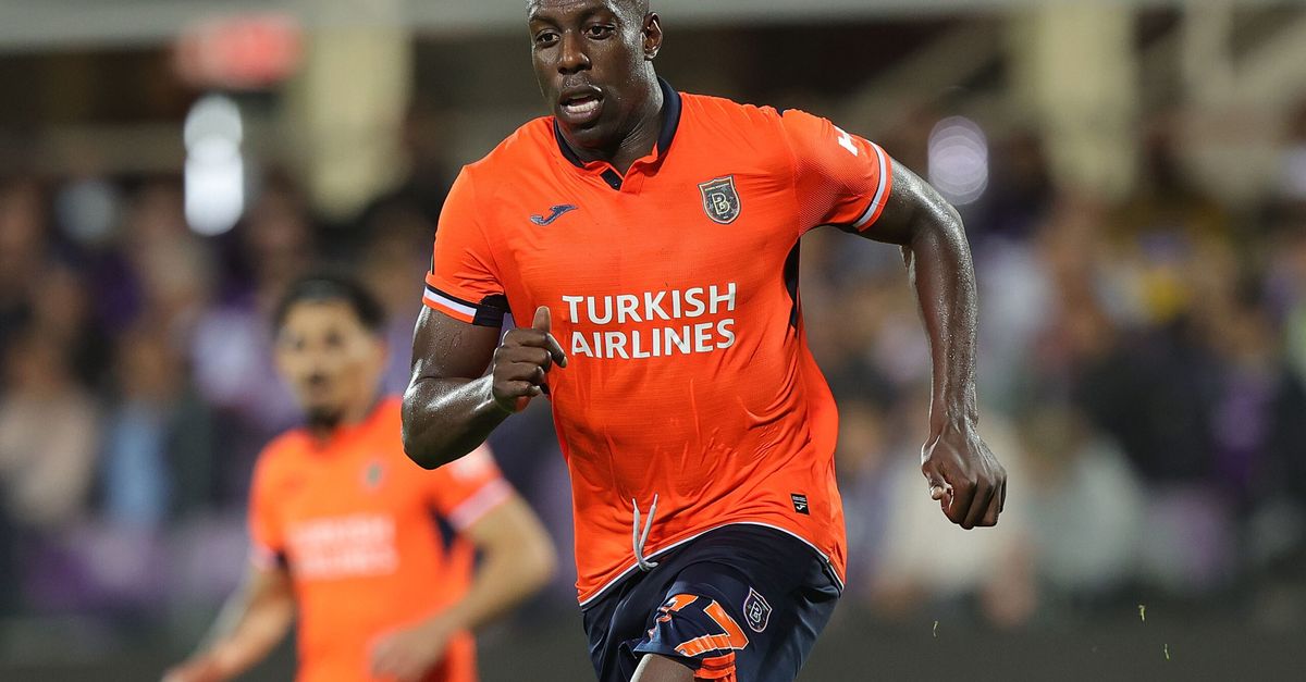 Okaka rivela: “Dopo la Sampdoria ero vicino al Milan. Parlavo con Galliani e..” Okaka rivela: “Dopo la Sampdoria ero vicino al Milan. Parlavo con Galliani e..”
