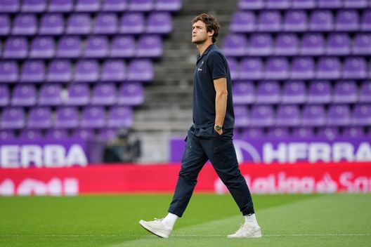 Ter Stegen rinnova…e il Barcellona può iscrivere Marcos Alonso al campionato…- immagine 2