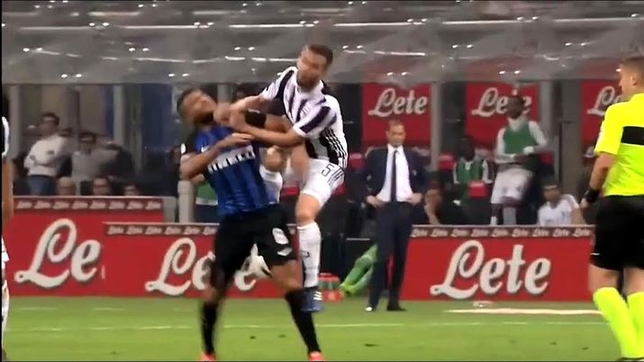 Pjanic: “Juve-Inter grande partita. Il rosso nel 2018? Chi vince non parla” - immagine 1