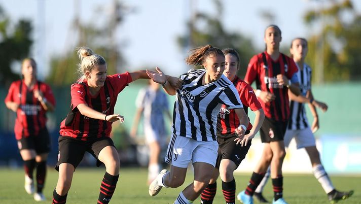 Milan femminile Under-17, la finale contro la Juventus (Getty Images) Milan femminile Under-17, la finale contro la Juventus