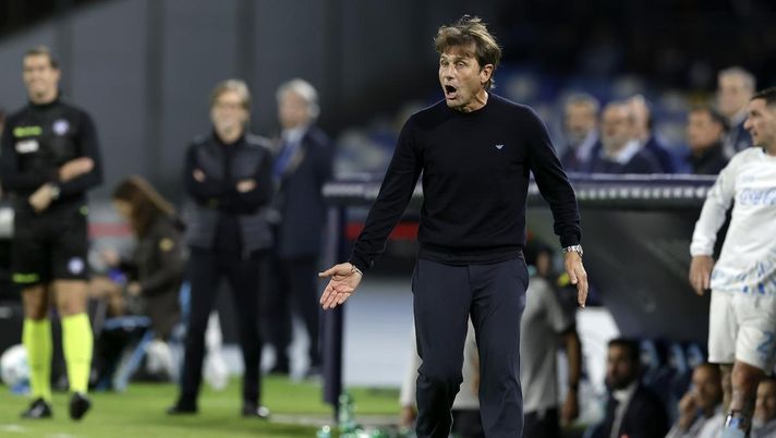 Frosio: “Ma cosa ha combinato Mariani su Gilmour? Ho un sospetto. Conte? Ammettiamo che…” Frosio: “Ma cosa ha combinato Mariani su Gilmour? Ho un sospetto. Conte? Ammettiamo che…” - immagine 1