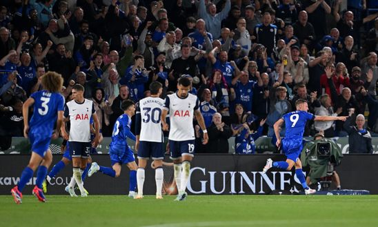 Vardy prende in giro il Tottenham per gli zero titoli in Premier League