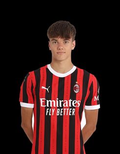(Foto tratta da www.acmilan.com) Paloschi