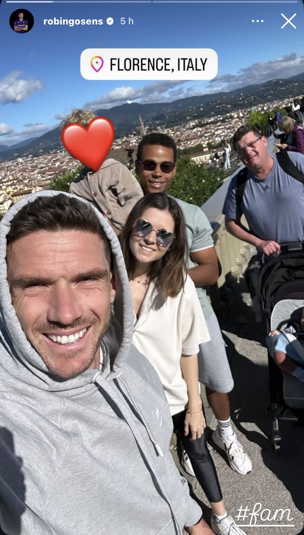 FOTO – Gosens si gode il pomeriggio a Firenze con la famiglia - immagine 1