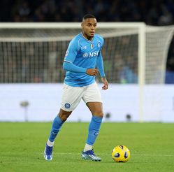 NAPLES, ITALY - DECEMBER 03: Natan of SSC Napoli during the Serie A TIM match between SSC Napoli and FC Internazionale at Stadio Diego Armando Maradona on December 03, 2023 in Naples, Italy. (Photo by Francesco Pecoraro/Getty Images) natan