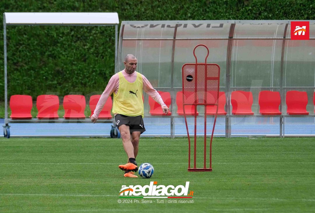 FOTO Ritiro Palermo, gli scatti della seduta mattutina dei rosanero (Gallery) - immagine 49