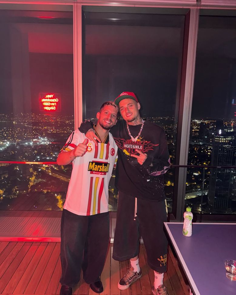 Galatasaray vince il campionato! Noa Lang festeggia insieme a Mertens – FOTO- immagine 2