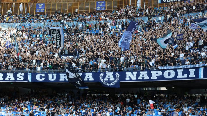 FOTO Curva A, esposto uno striscione al Maradona in memoria di Ciro Esposito - immagine 1