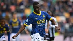 UFFICIALE – Verona, infortunio per Niasse in nazionale: il comunicato del club
