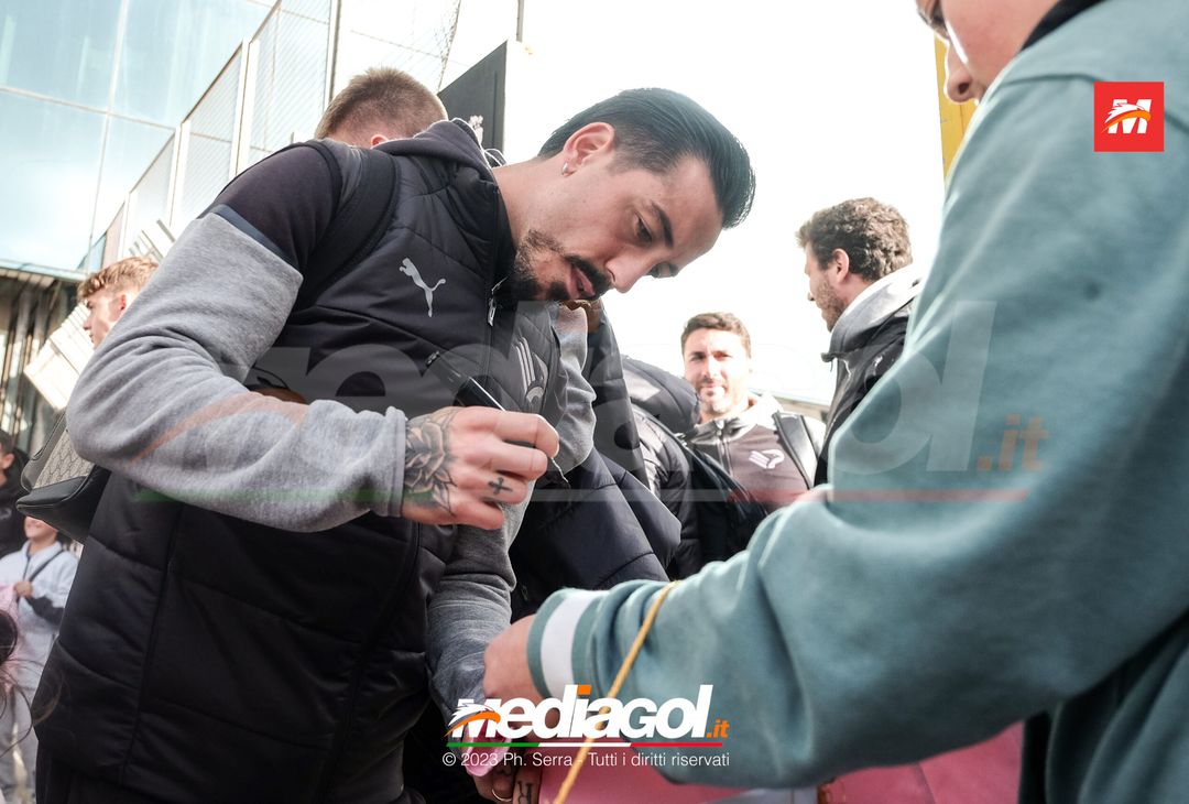 FOTO Como-Palermo, il Palermo in partenza dal ‘Renzo Barbera’ (GALLERY) - immagine 49