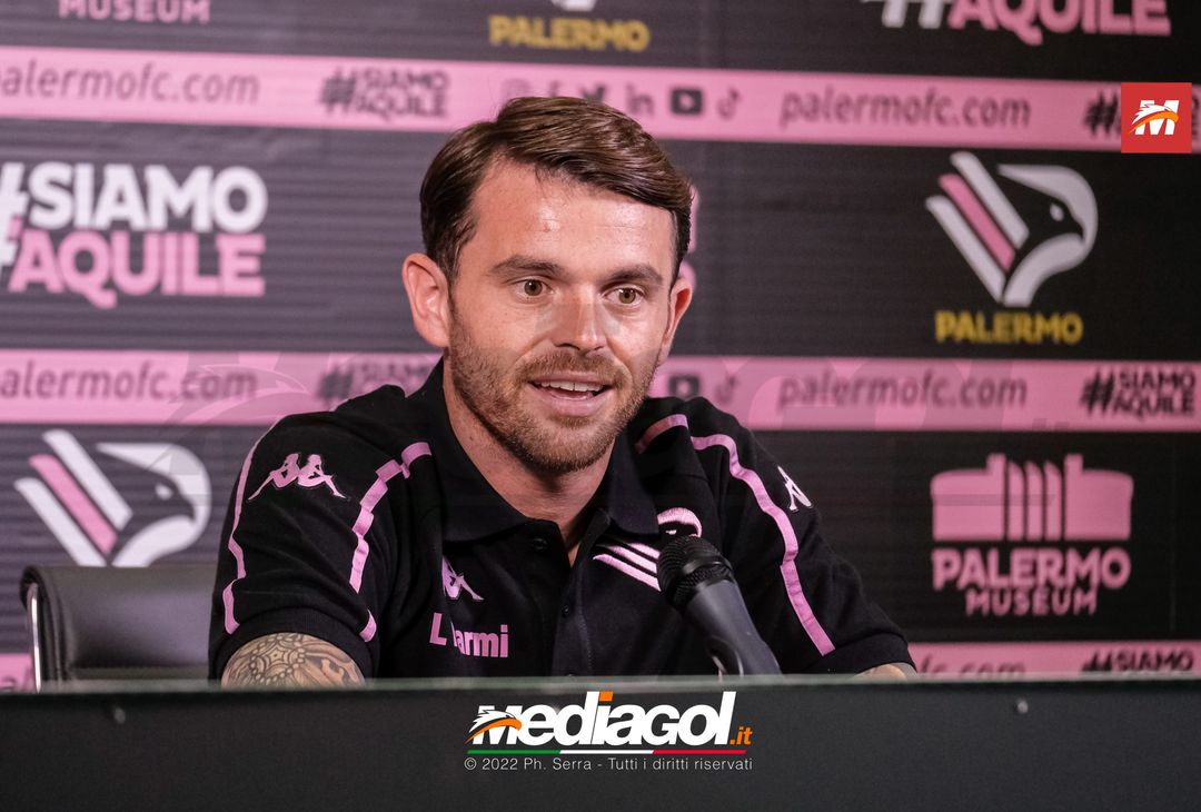 FOTO RITIRO PALERMO, Matteo Brunori in conferenza stampa (Gallery) - immagine 19