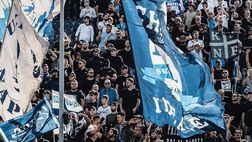 GALLERY “Eterni”, il Napoli omaggia i tifosi azzurri: il dodicesimo uomo in campo