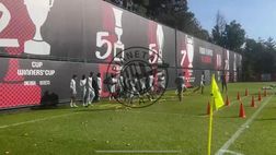 VIDEO – Milan-Bruges, allenamento di rifinitura: Abraham out. Gabbia …