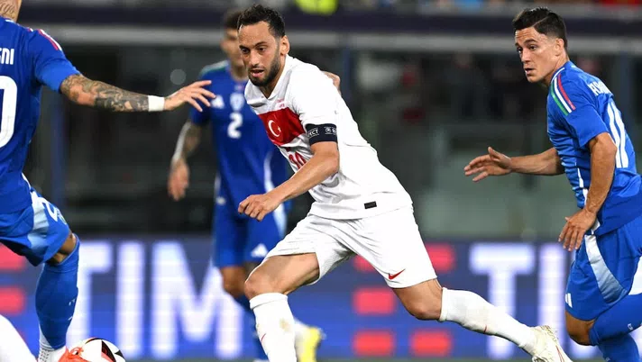 Inter, in 4 in campo: De Vrij-Dumfries dal 1′ con l’Olanda, sfida Zielinski-Calhanoglu - immagine 1